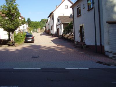 Huegelstrasse_11_400